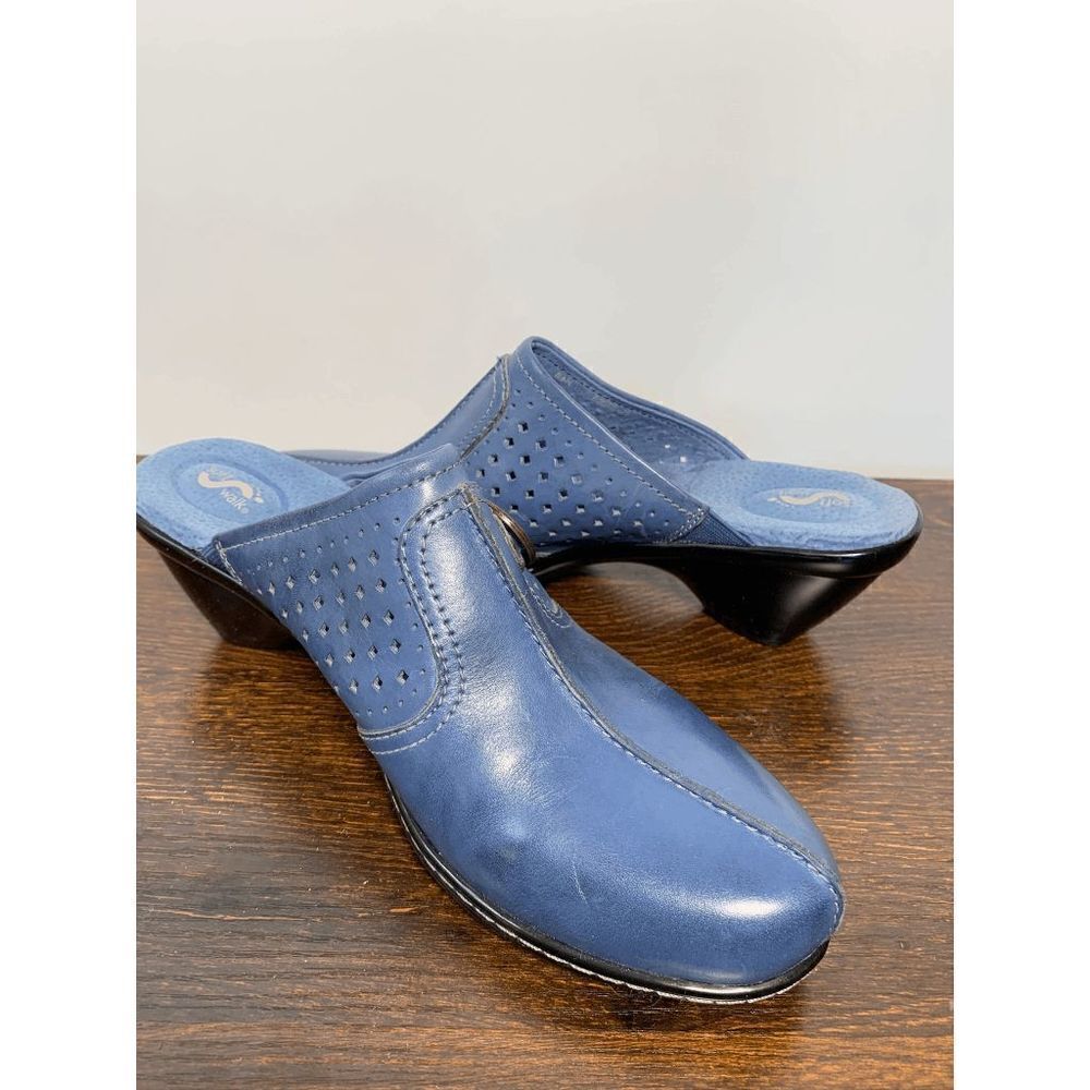 Soft Walk Women's Mules Slip On Sandals Heeled Buckle Accent Blue Size 8.5N